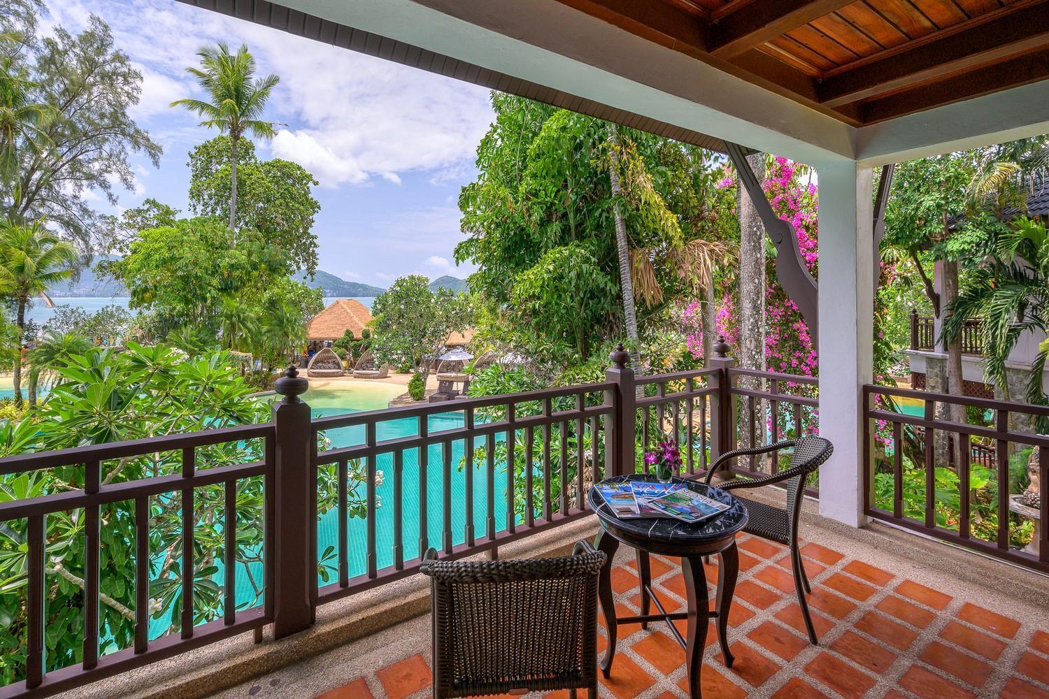 Thavorn Beach Village Resort & Spa Phuket Kamala Beach Camera foto A view of the pool at the resort