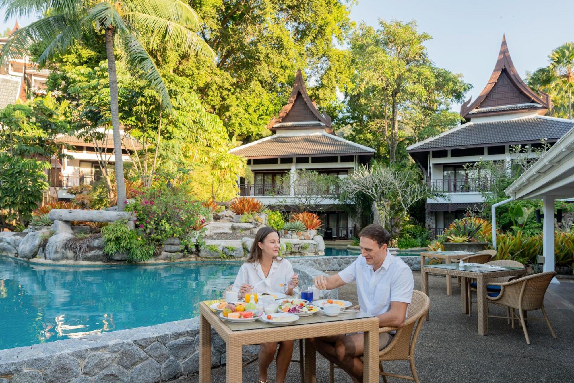 Thavorn Beach Village Resort & Spa Phuket Kamala Beach Esterno foto The resort's pool